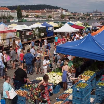 Farmářská tržnice Náplavka