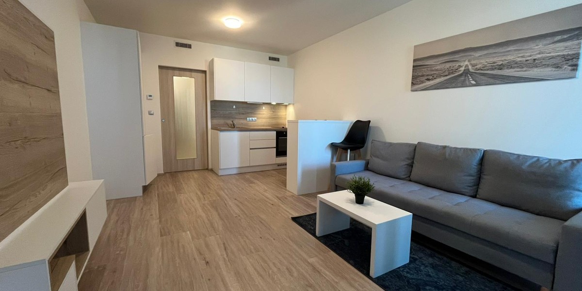 WhatsApp Image 2026-02-27 at 12.12.28 (4).jpeg