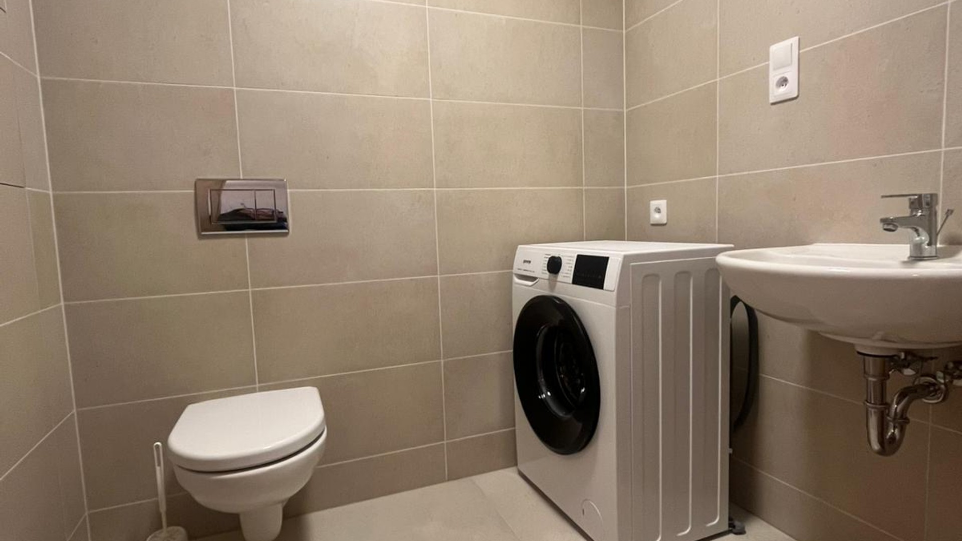 WhatsApp Image 2026-02-24 at 09.59.22 (6).jpeg